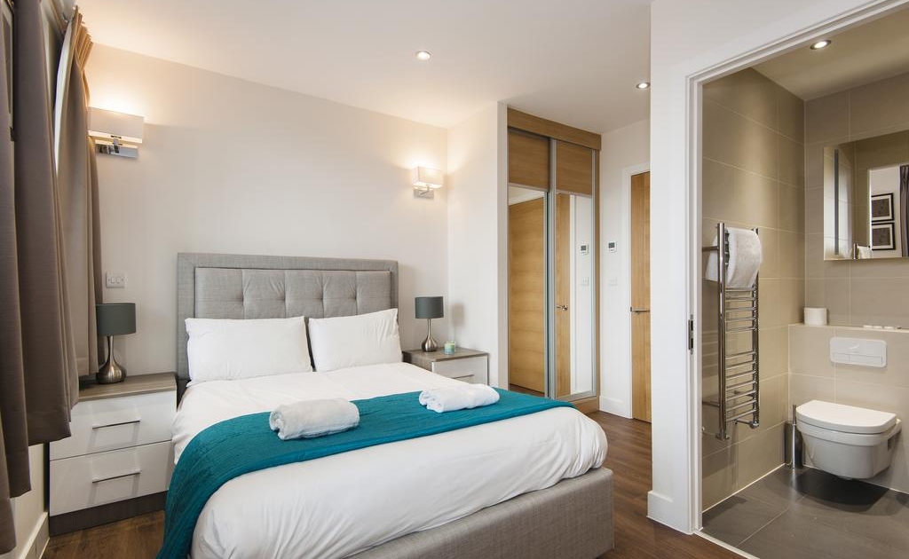 Bedroom with En Suite